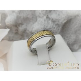 Ring aus Edelstahl