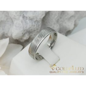Ring aus Edelstahl